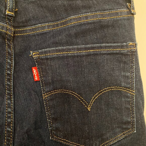 Levi's 720 High Rise Super Skinny Jeans- Dark Wash - Picture 5 of 8